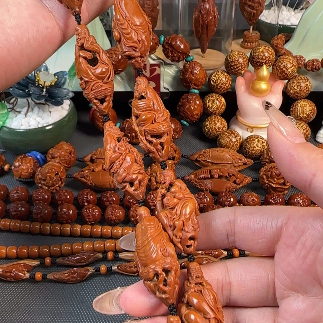 橄榄核手串/手链宽1.9鸡血红梅林核镂空十八罗汉脖挂