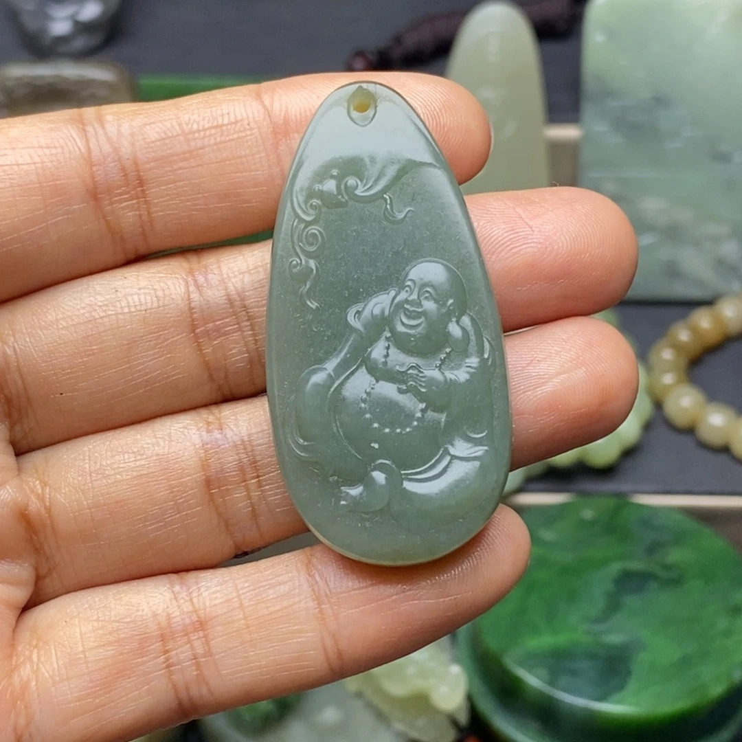 颈饰未镶嵌和田玉