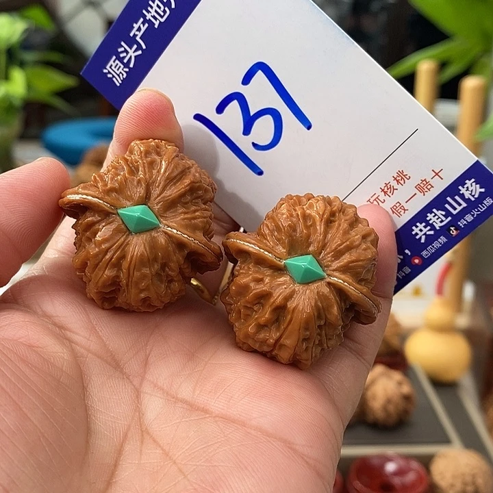文玩核桃把件35埋银线镶嵌手盘血麒麟137号