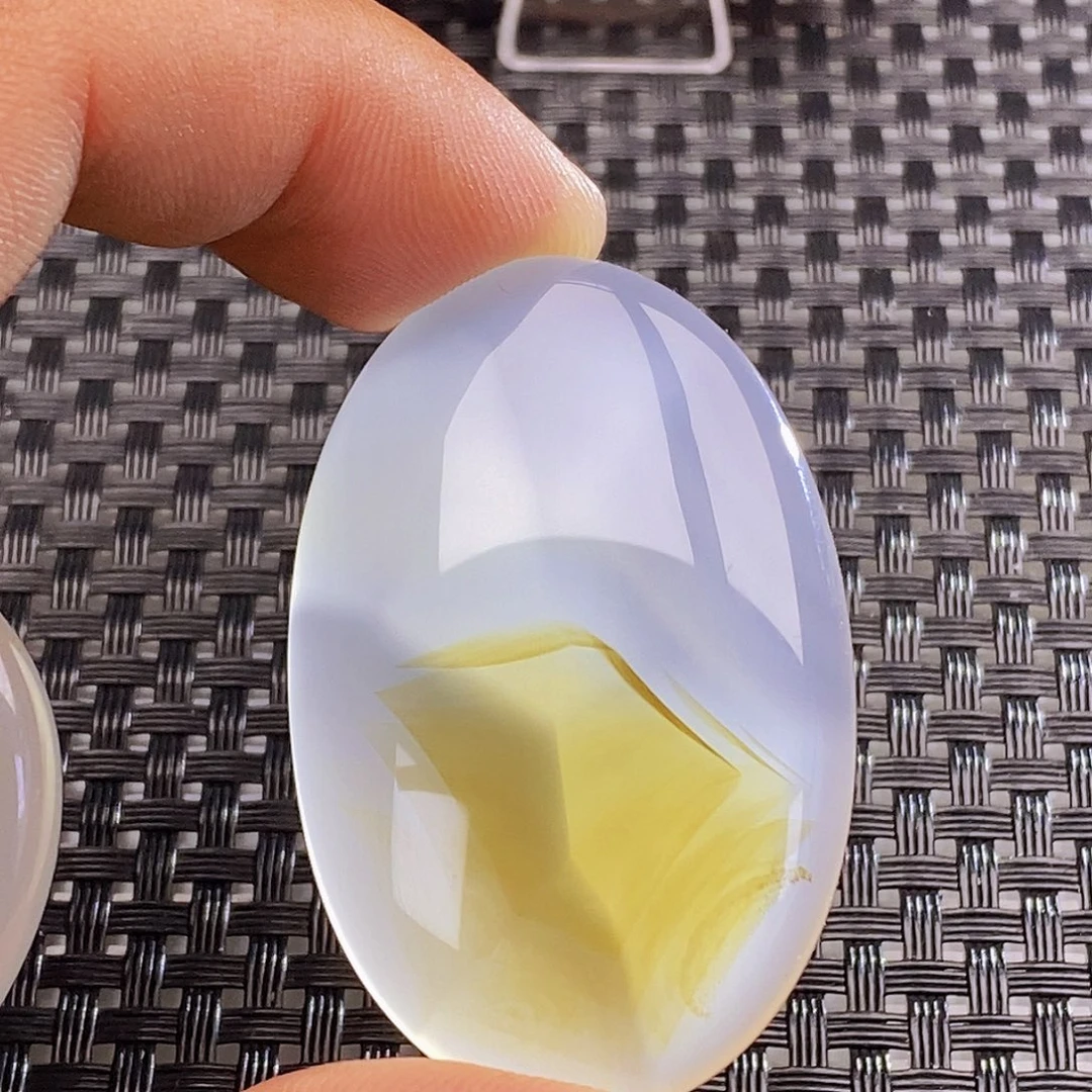 用***3玛瑙/玉髓未镶嵌吊坠(不含链)