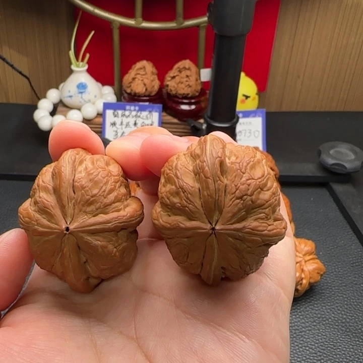 把件文玩核桃元宝四棱全品40