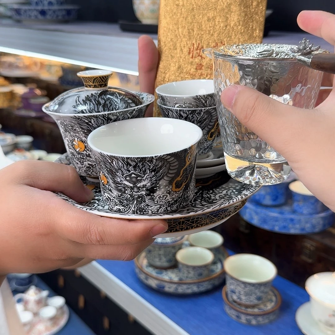 我们的目标是成为一个优秀的人