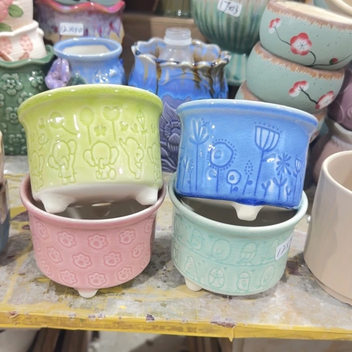 凑9块包邮，有孔，不清楚问客服