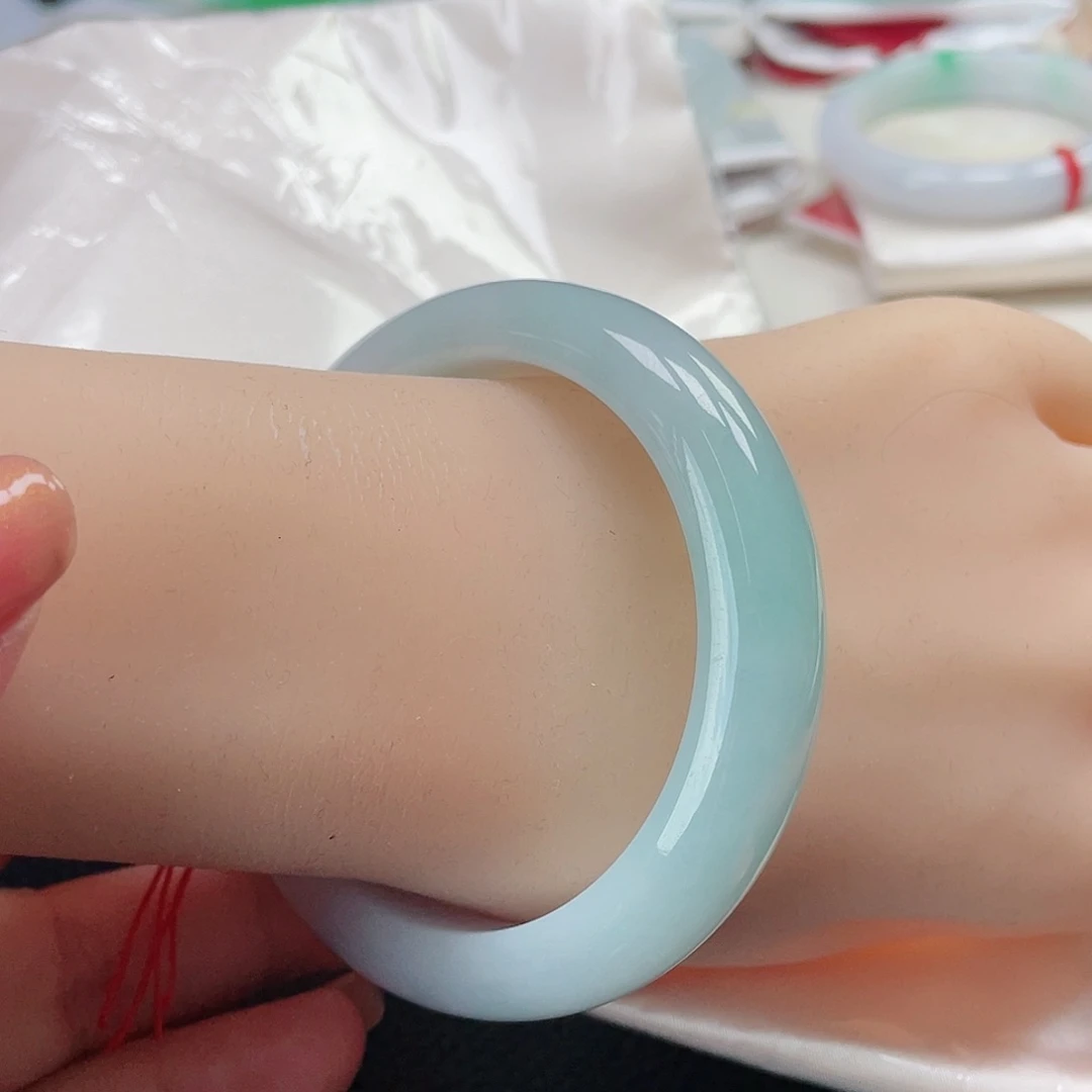 翡翠手镯未镶嵌缅甸翡翠手镯54圈