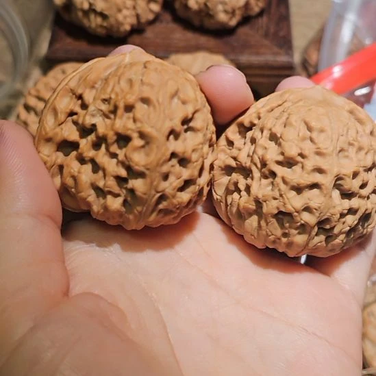 老***穆文玩核桃吊坠45大团圆