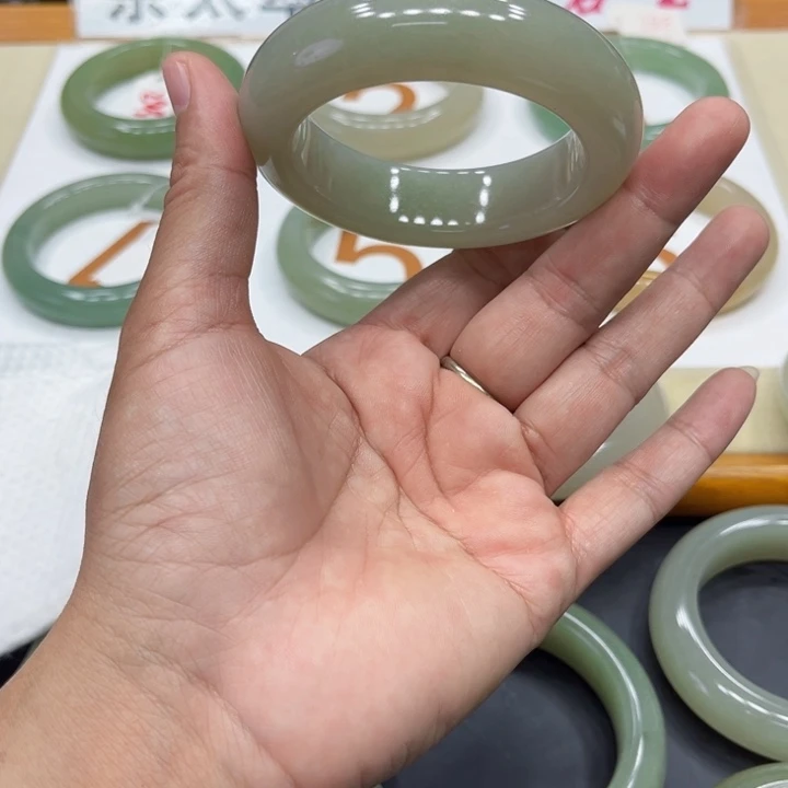 未镶嵌手镯石英质玉ℳ****