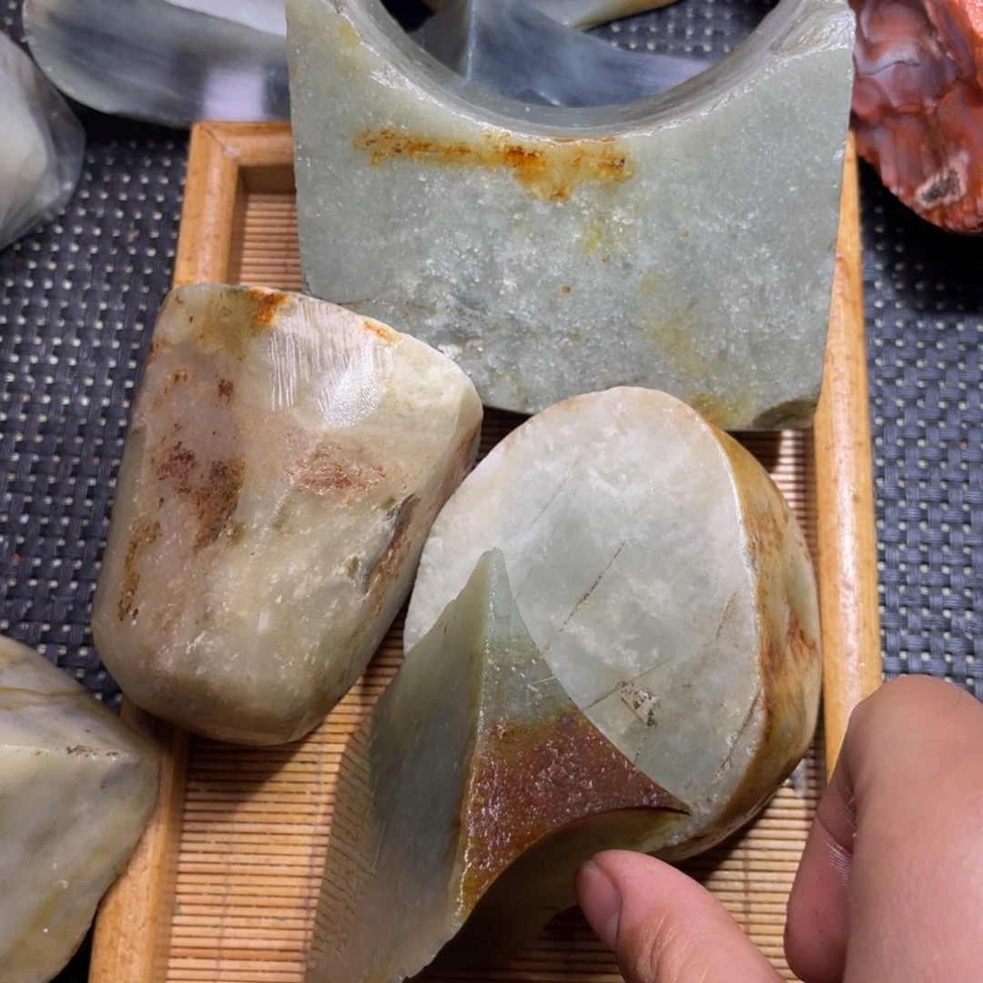 未镶嵌和田玉珠宝半成品光****啾