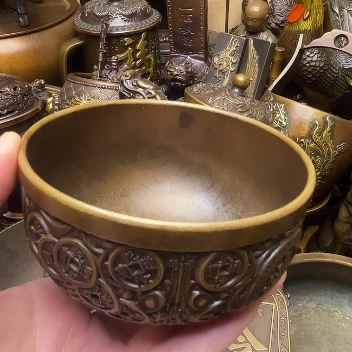 精美铜器批发档口