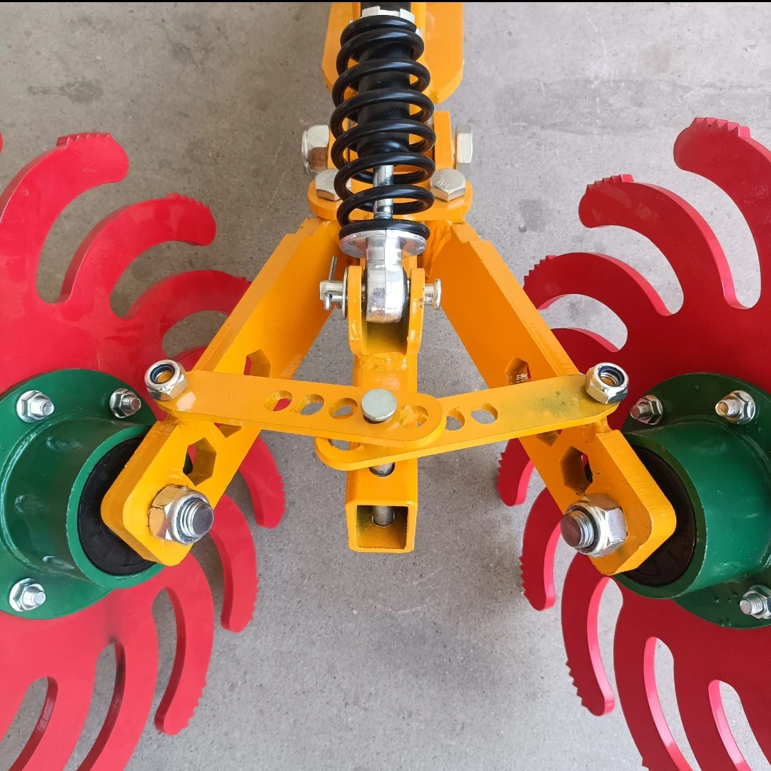 风火轮护苗器一机多用趟地风火轮除草护苗开沟旋耕机播种机后置