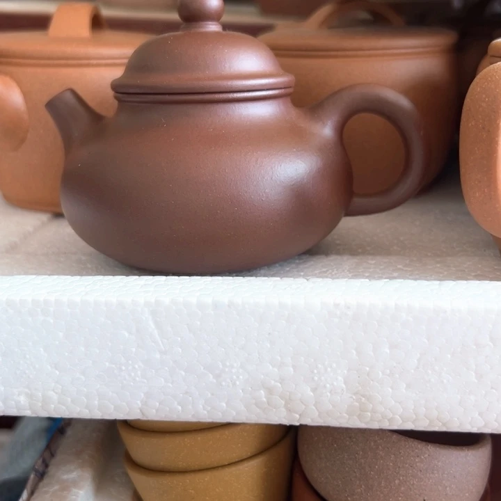 茶壶紫砂淋雨容天180c c