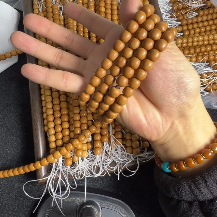 挂脖108哑光原皮原料