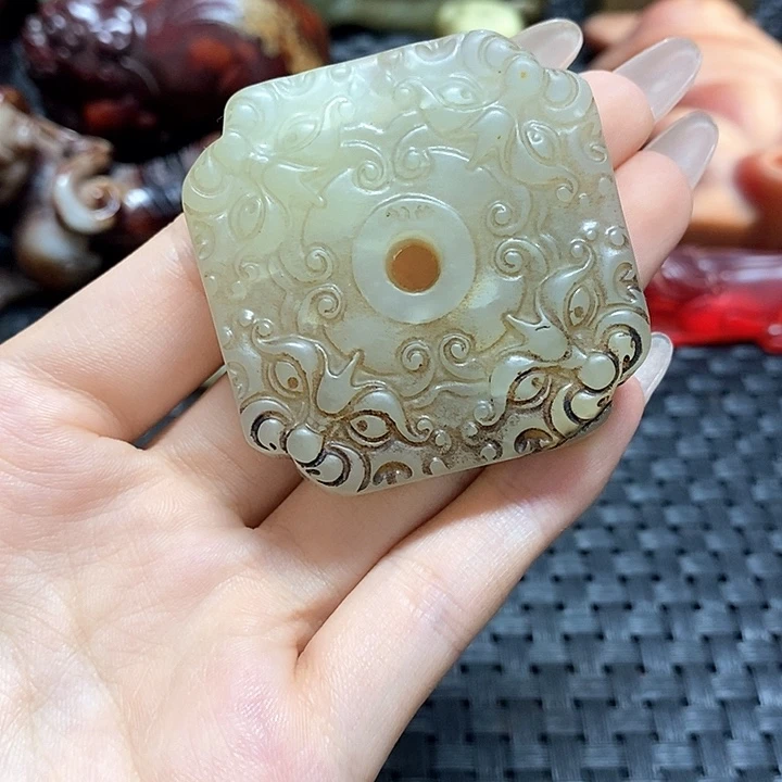 滴血莲花菩提把件