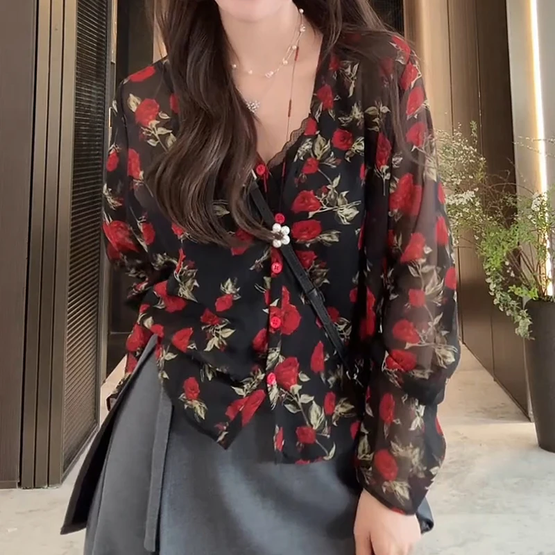 韩版玫瑰印花衬衫女春高级感气质显瘦遮肉时尚减龄单排扣V领上衣