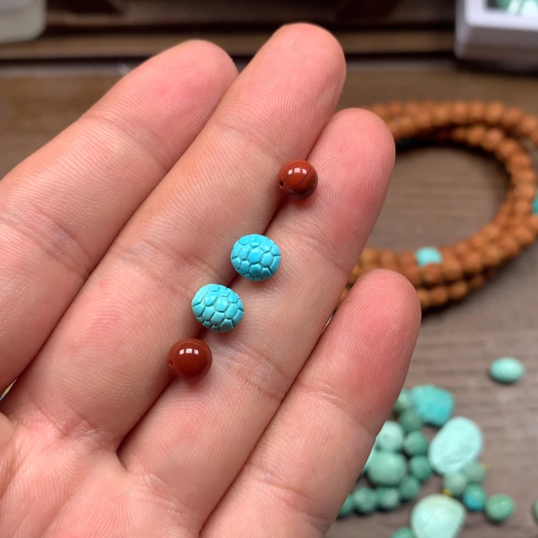 南红玛瑙未镶嵌雕刻