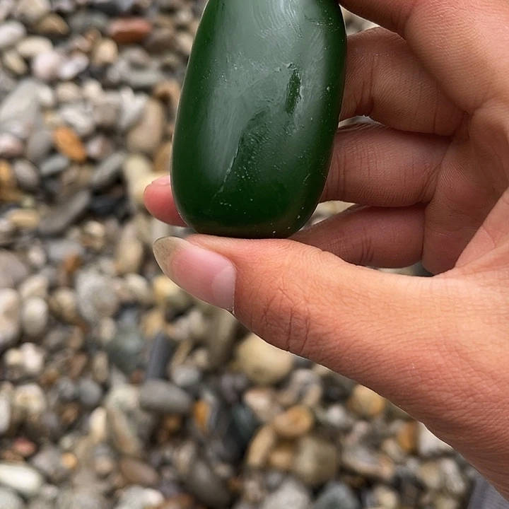未镶嵌和田玉（糖玉）车挂