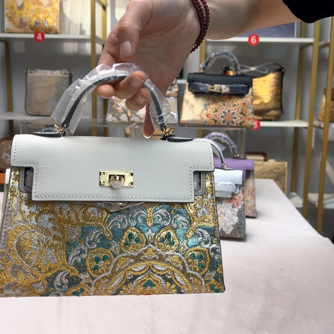 织绣?**?直播间浮力大漏