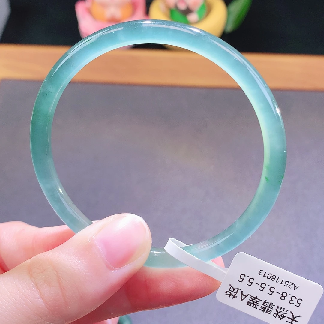 翡翠未镶嵌手镯天然翡翠