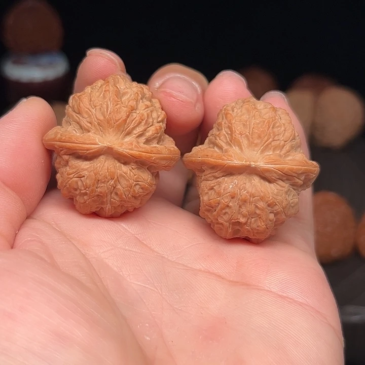 把件文玩核桃血麒麟 35+