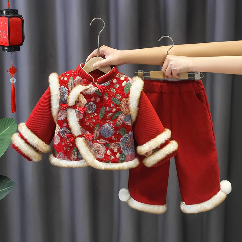 拜年服女童汉服儿童中国风元旦演出服套装宝宝洋气新中式夹棉唐装
