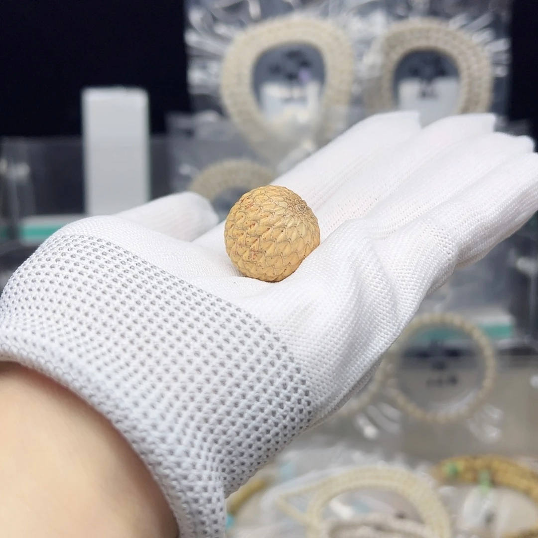 花***尘星月菩提手串原白