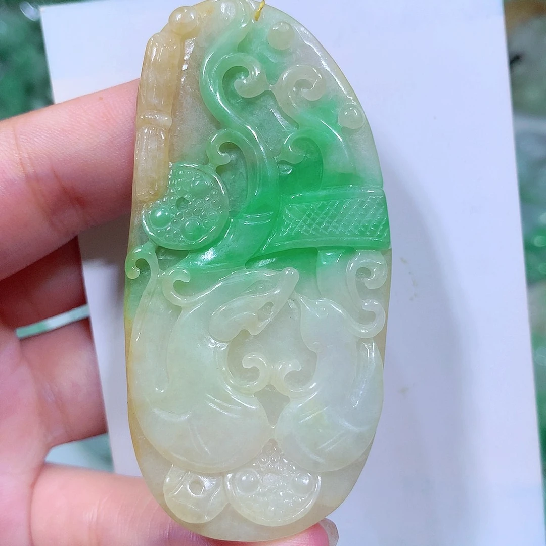 翡翠未镶嵌吊坠(不含链)