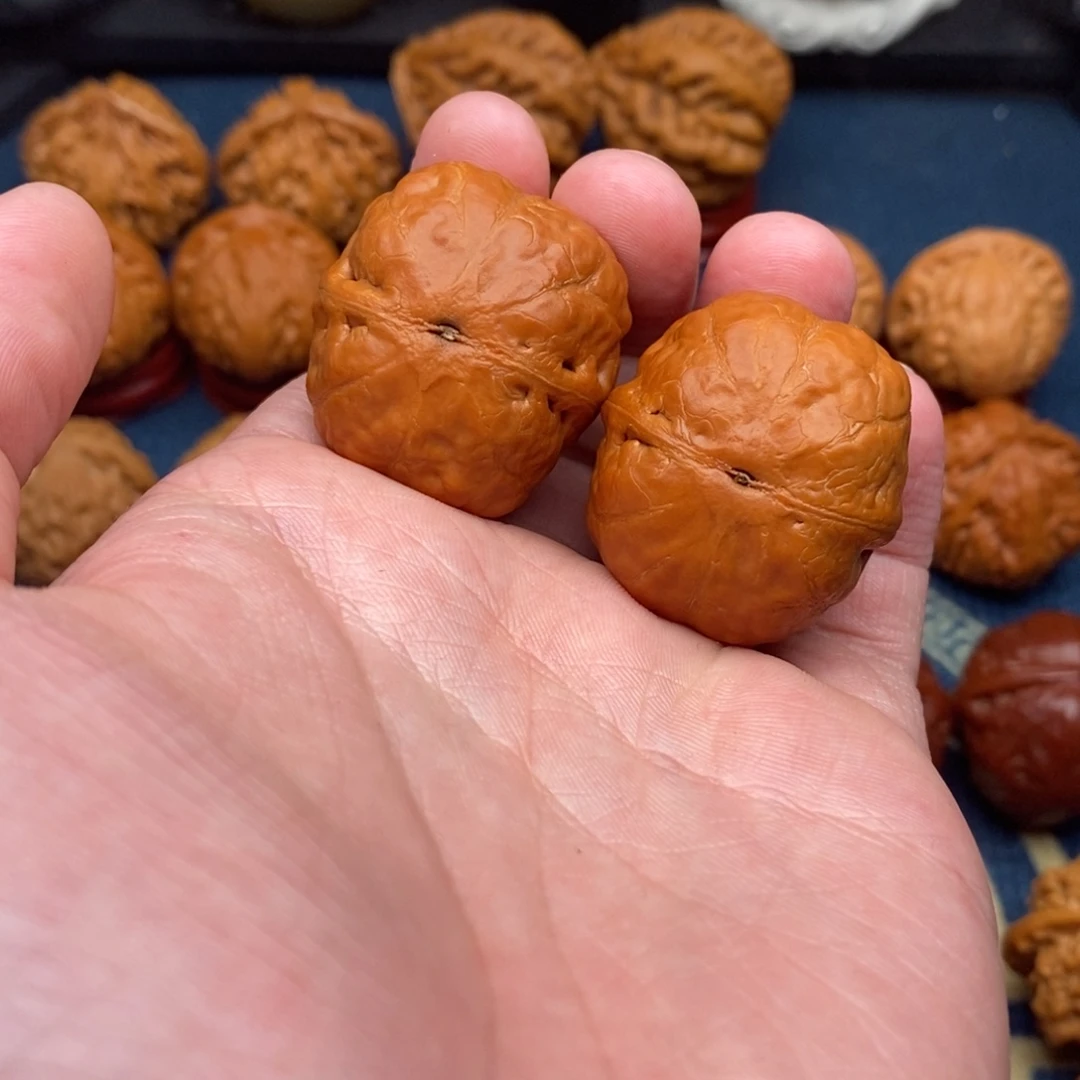 文玩核桃把件洋精品小手捻