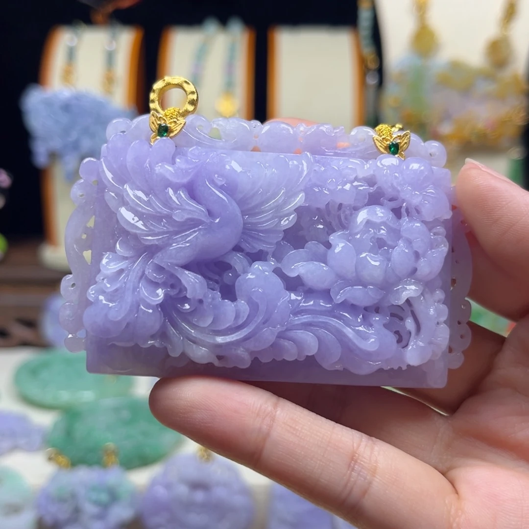 九***离翡翠未镶嵌颈饰天然