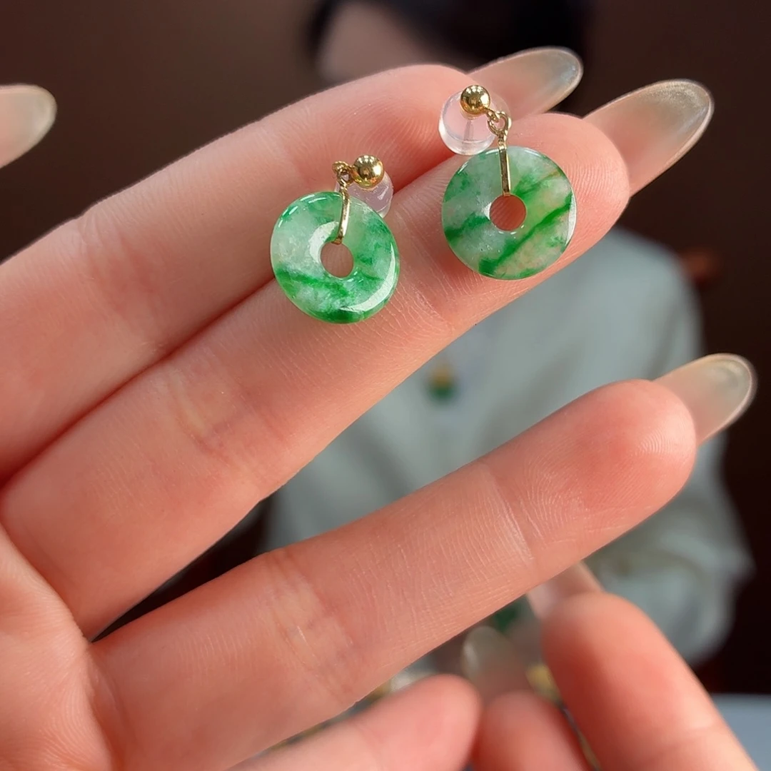 翡翠18K金镶嵌耳饰