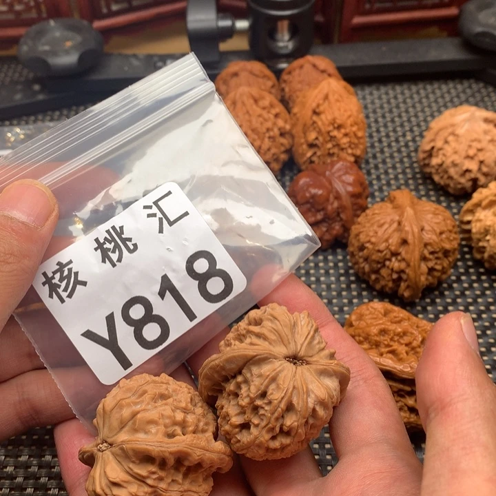 文玩核桃吊坠马老四