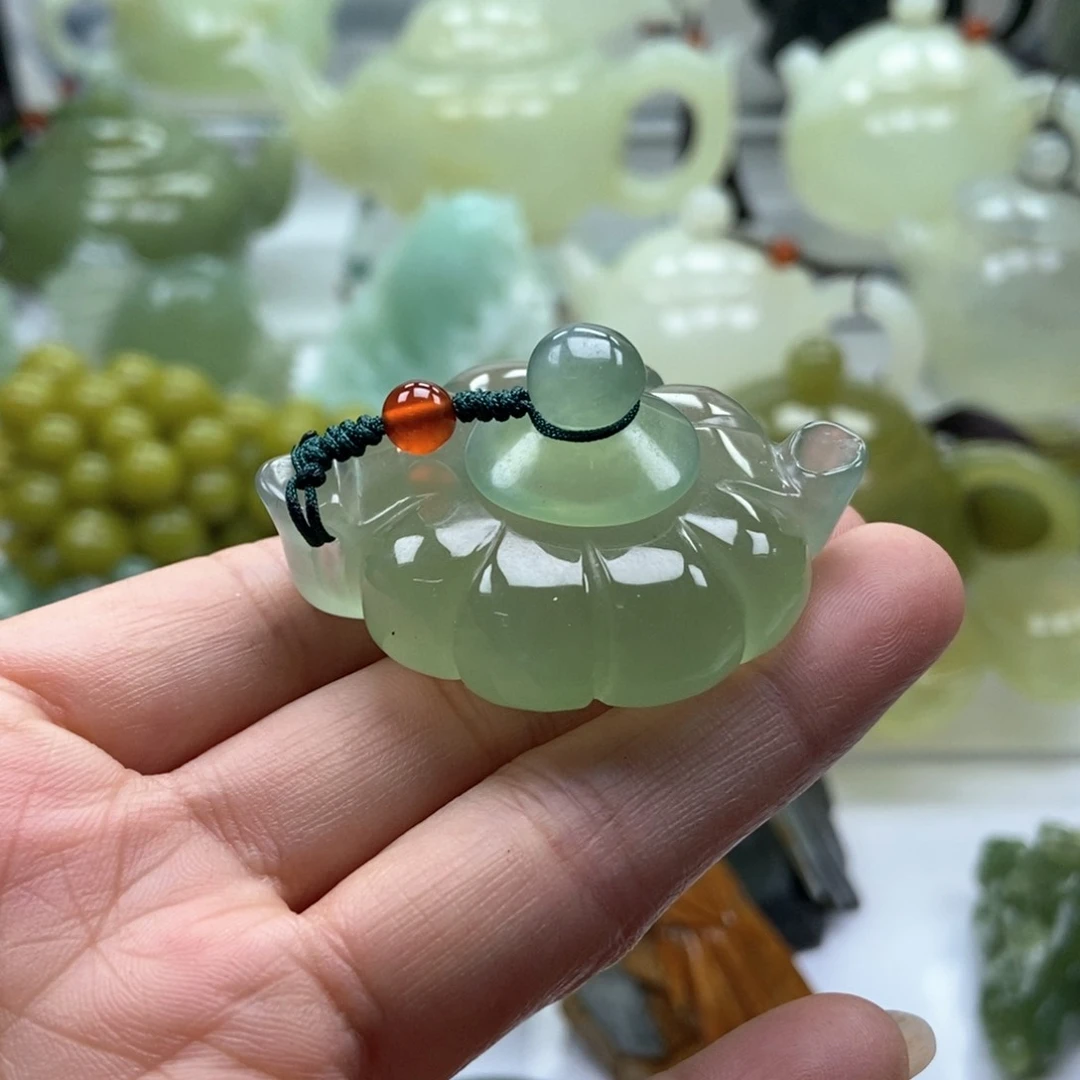 透闪石-蛇纹石玉珠宝奇石未镶嵌