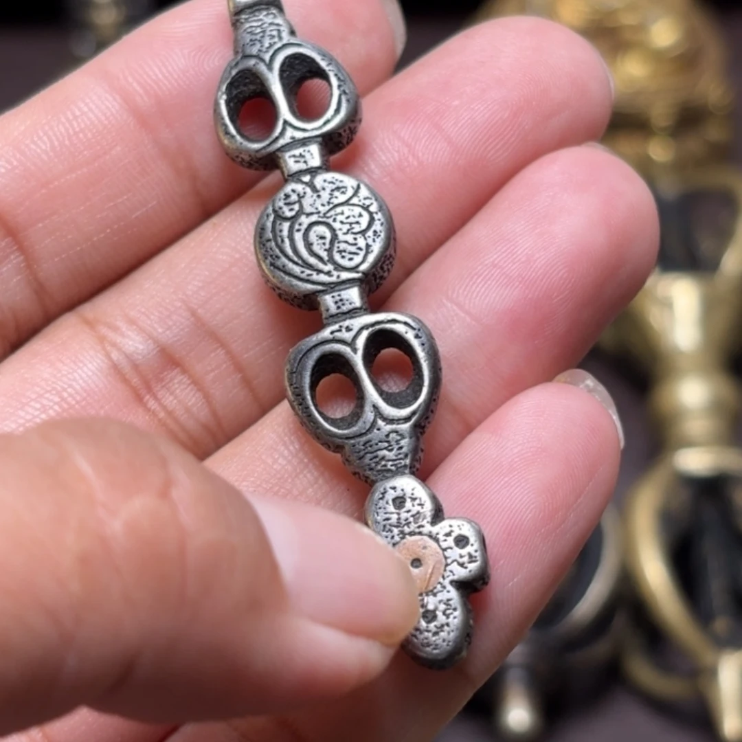 铜星月菩提吊坠项链