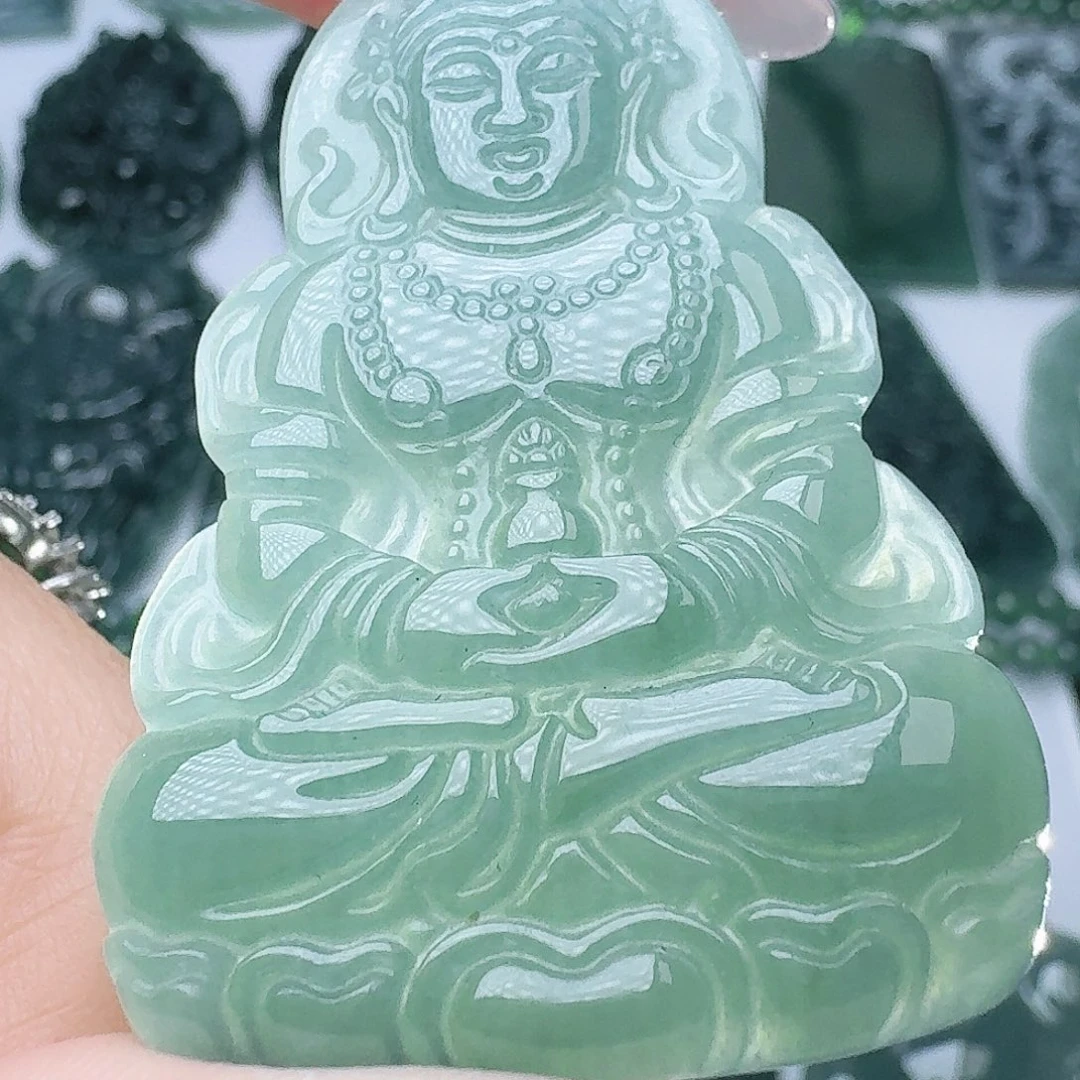 翡翠未镶嵌颈饰天然的A货翡翠多样性发其一