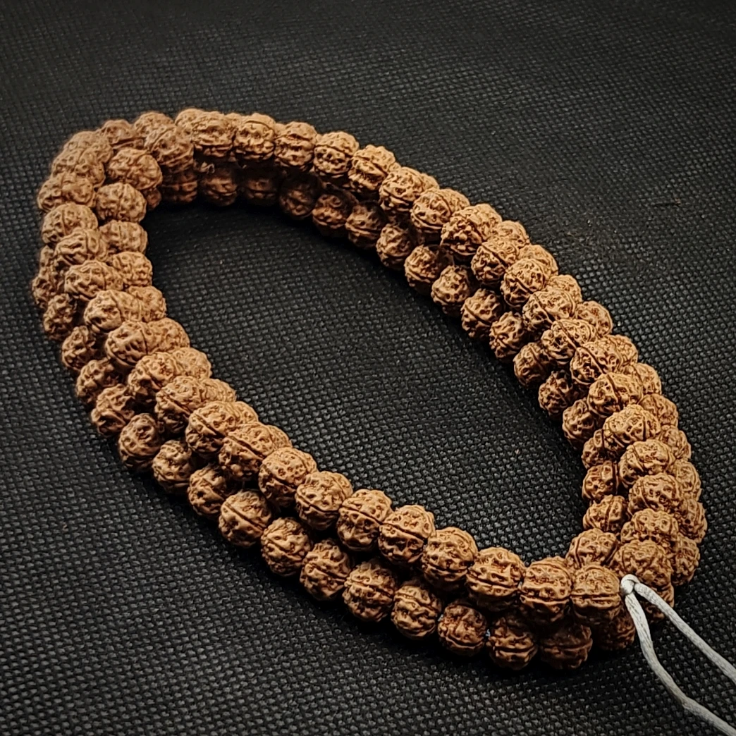 小尺寸帝王花原生态114颗，肉度饱满，双龙明显