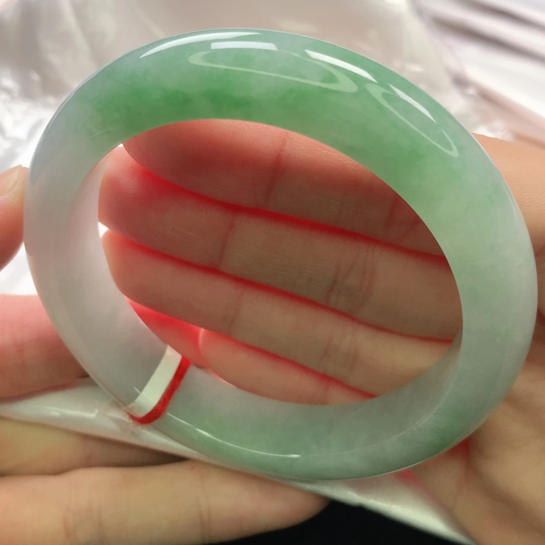 翡翠未镶嵌手镯缅甸5758完美