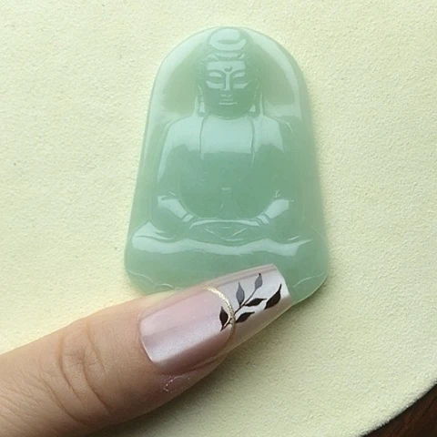颈饰未镶嵌翡翠观音吊坠