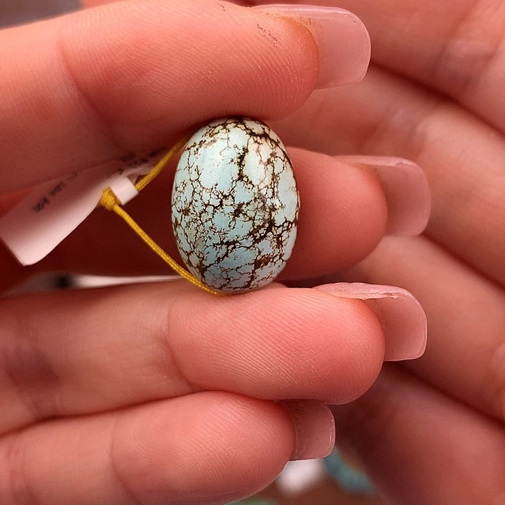 绿松石未镶嵌原矿