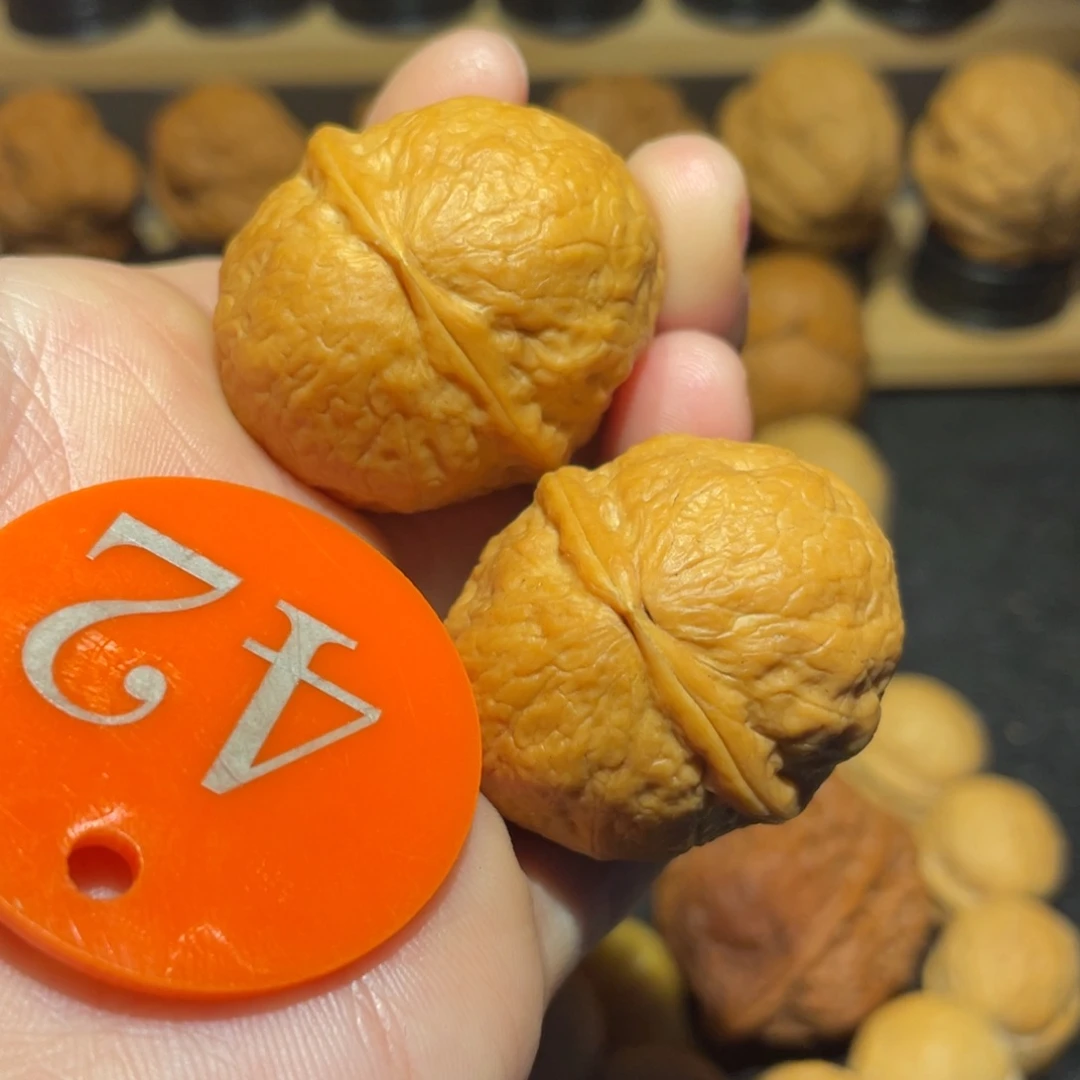 巨型水蜜桃核桃35。