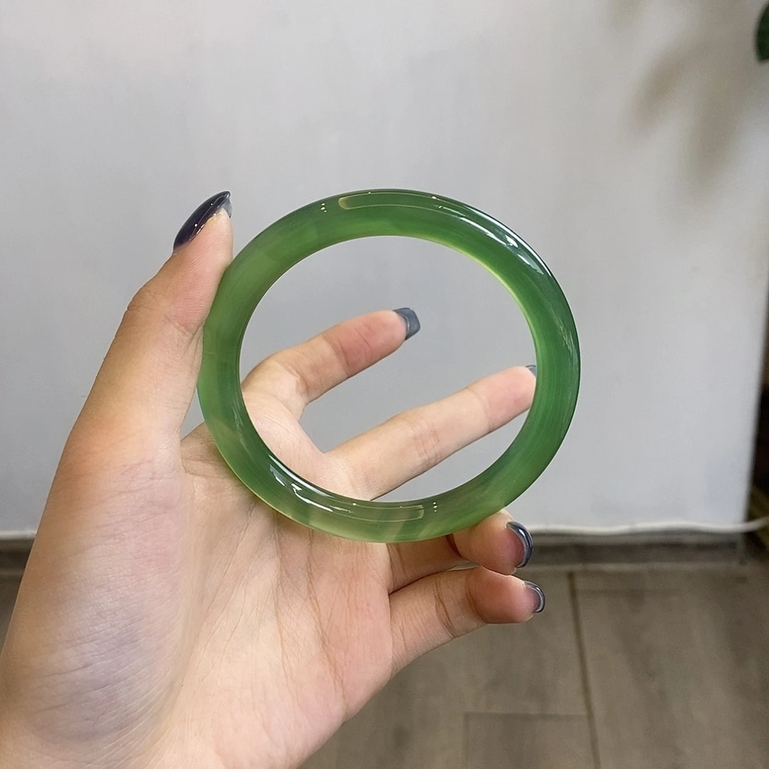 玛瑙/玉髓手镯未镶嵌465