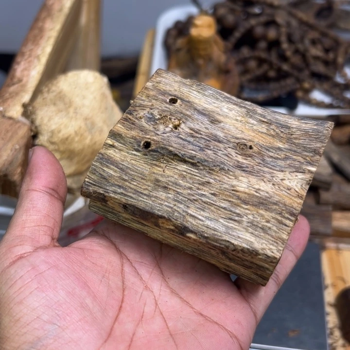 沉香沉香碎屑69克