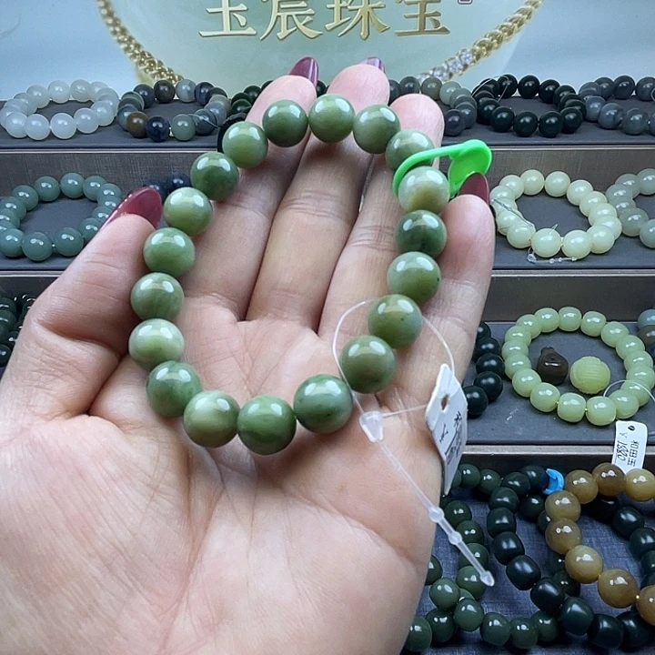 和田玉未镶嵌手链