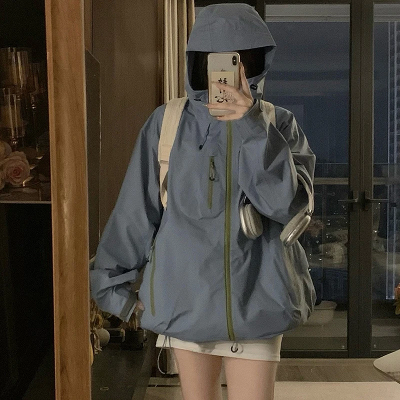 Bei贝贝户外防泼水登山夹克压胶外套冲锋衣男女秋季防风防水外套