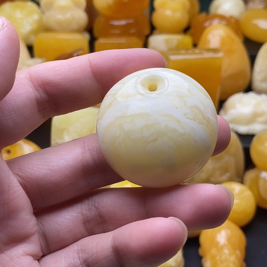 琥珀颈饰未镶嵌琥珀蜜蜡吊坠