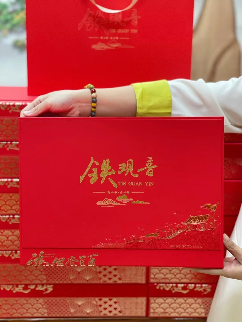 新茶/纯手工/铁观音/礼盒装！