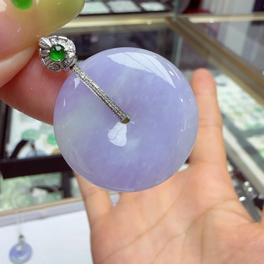 翡翠18K金镶嵌颈饰P K431