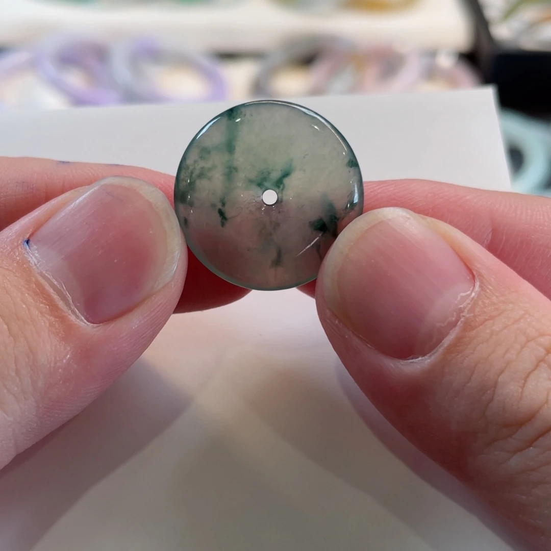 小***子未镶嵌手镯翡翠平安扣