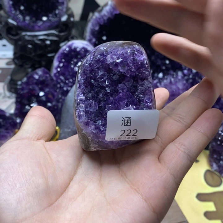 未镶嵌紫晶大型摆件（非配饰）