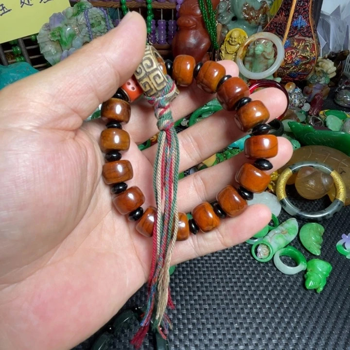 滴血莲花菩提手串