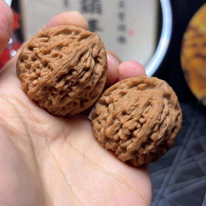 文玩核桃把件39➕南疆石练手对
