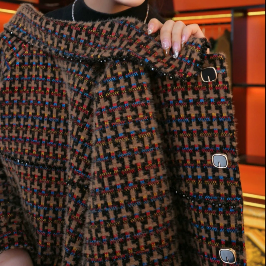 杭州专柜正品2024冬款加厚保暖貂绒咖色格纹外套