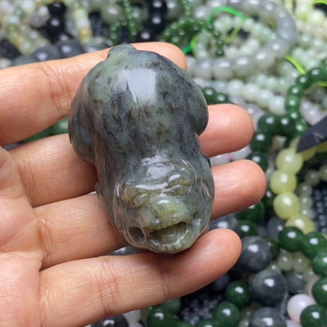 和田玉（糖玉）未镶嵌颈饰